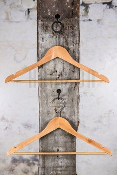 Carlton - natural hotel hanger