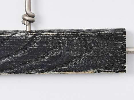 Wieszak drewniany 168