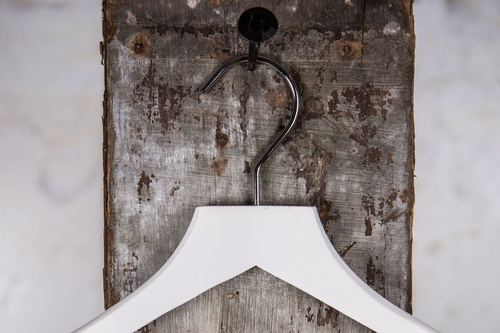 Crosby - white coat hanger 