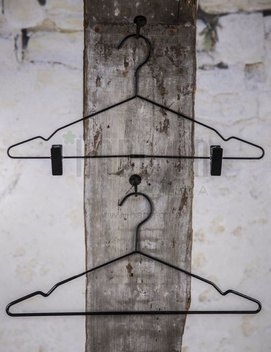 Cesena black mat metal clips hanger 