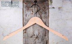 Bedford - natural shirt hanger
