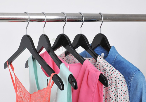 Bedford - black shirt hanger