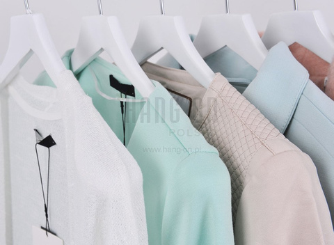 Crosby - white coat hanger 